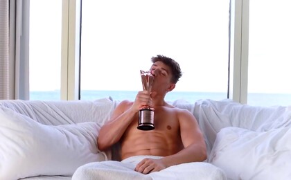 Award-Winning Body (Self Suck)
